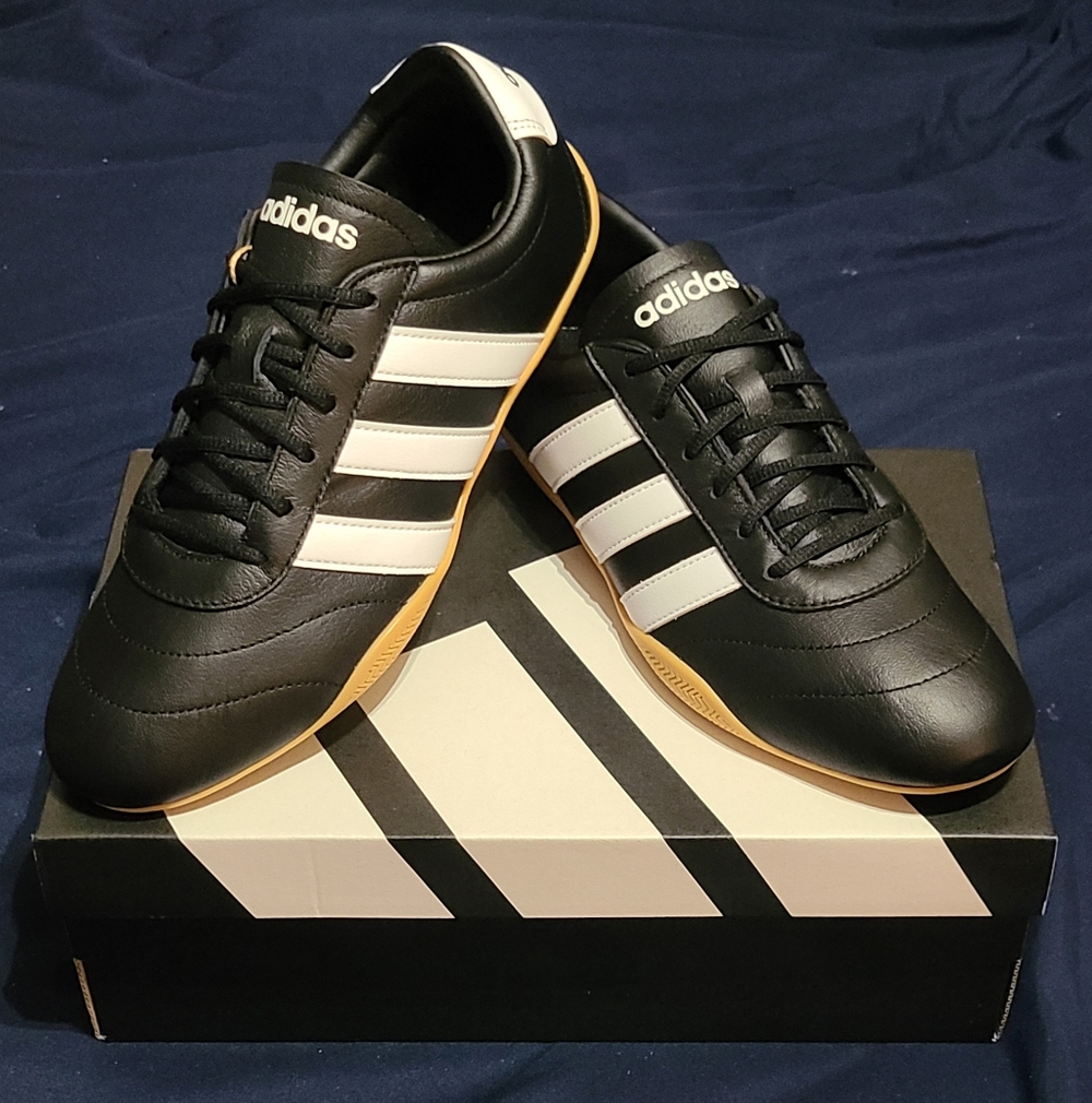 Adidas Grand Court Lo, New In Original Box! Multiple Sizes!
